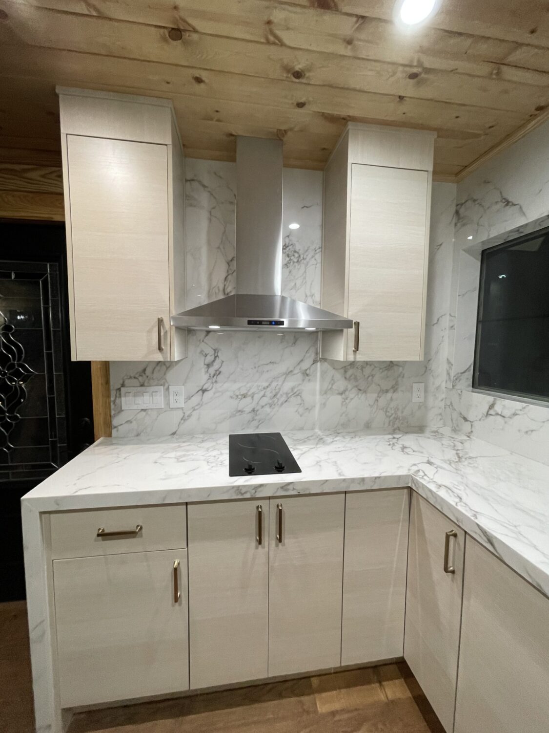 Full Height Backsplash
